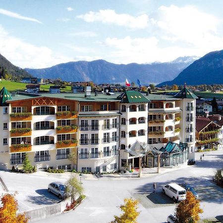 Vier Jahreszeiten Wellnessresort Achensee Маурах Екстериор снимка