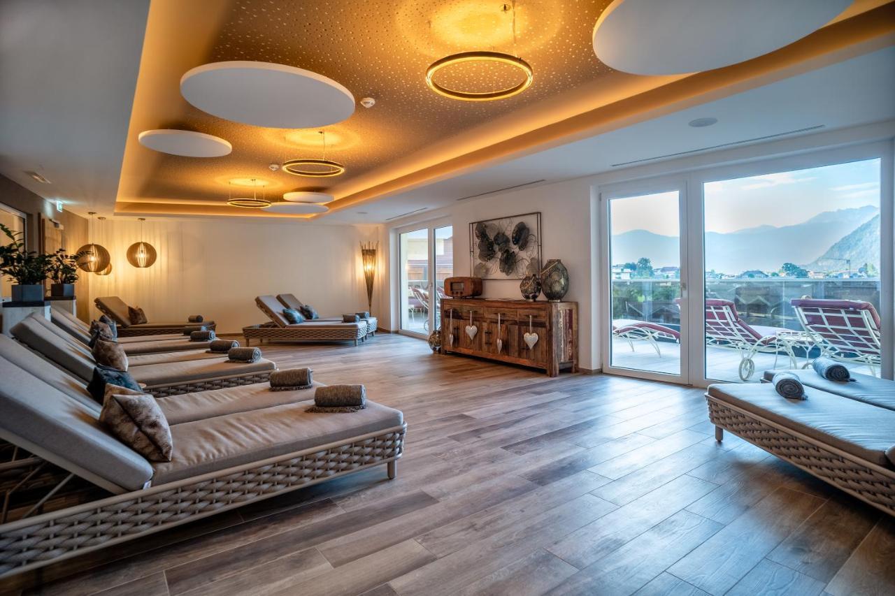 Vier Jahreszeiten Wellnessresort Achensee Маурах Екстериор снимка