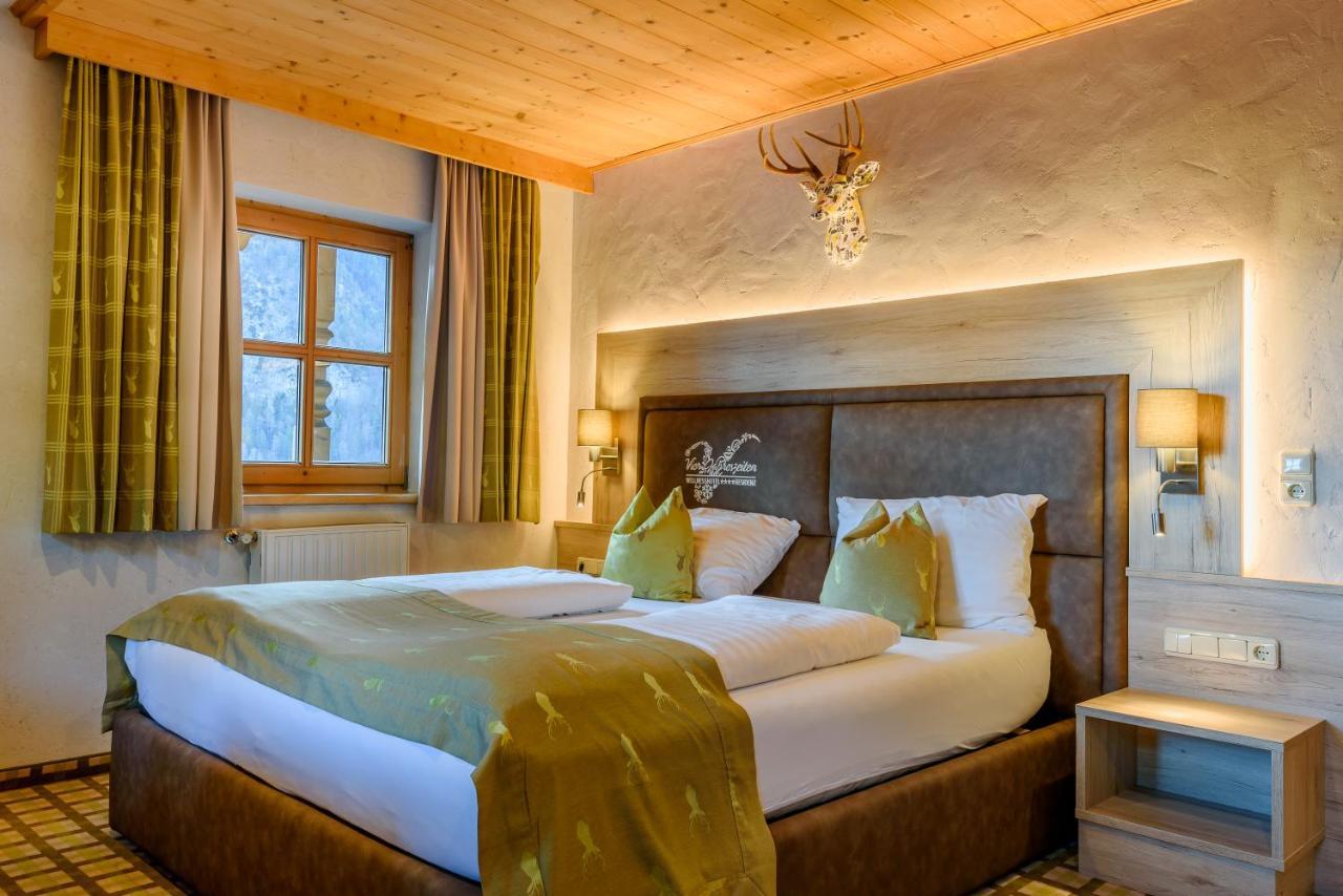 Vier Jahreszeiten Wellnessresort Achensee Маурах Екстериор снимка