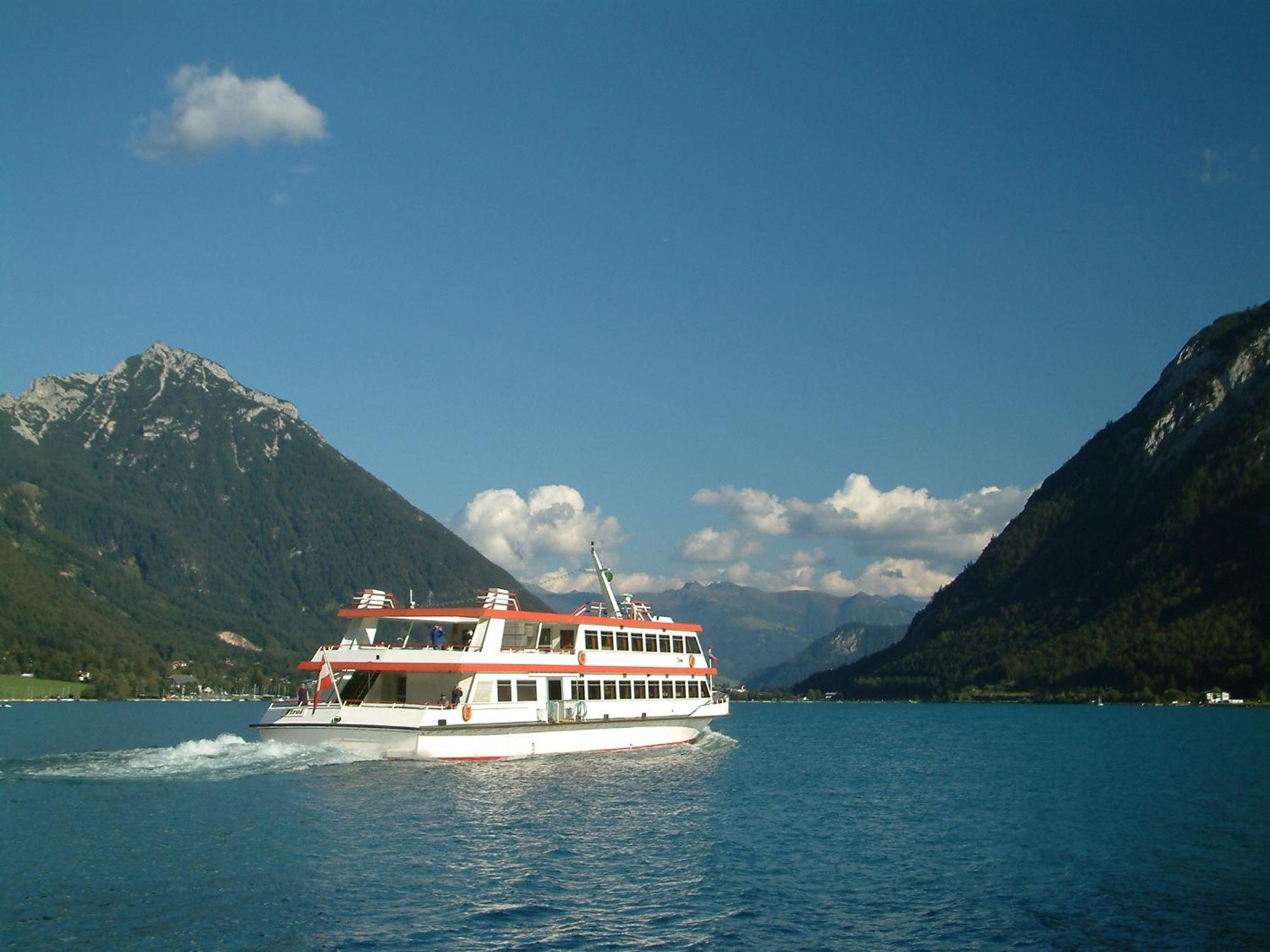 Vier Jahreszeiten Wellnessresort Achensee Маурах Екстериор снимка