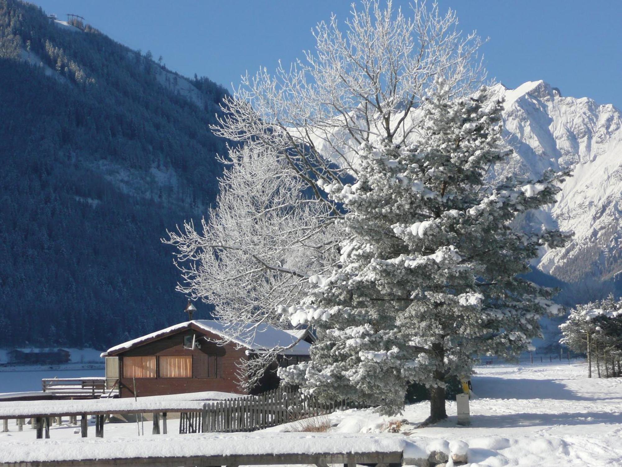 Vier Jahreszeiten Wellnessresort Achensee Маурах Екстериор снимка